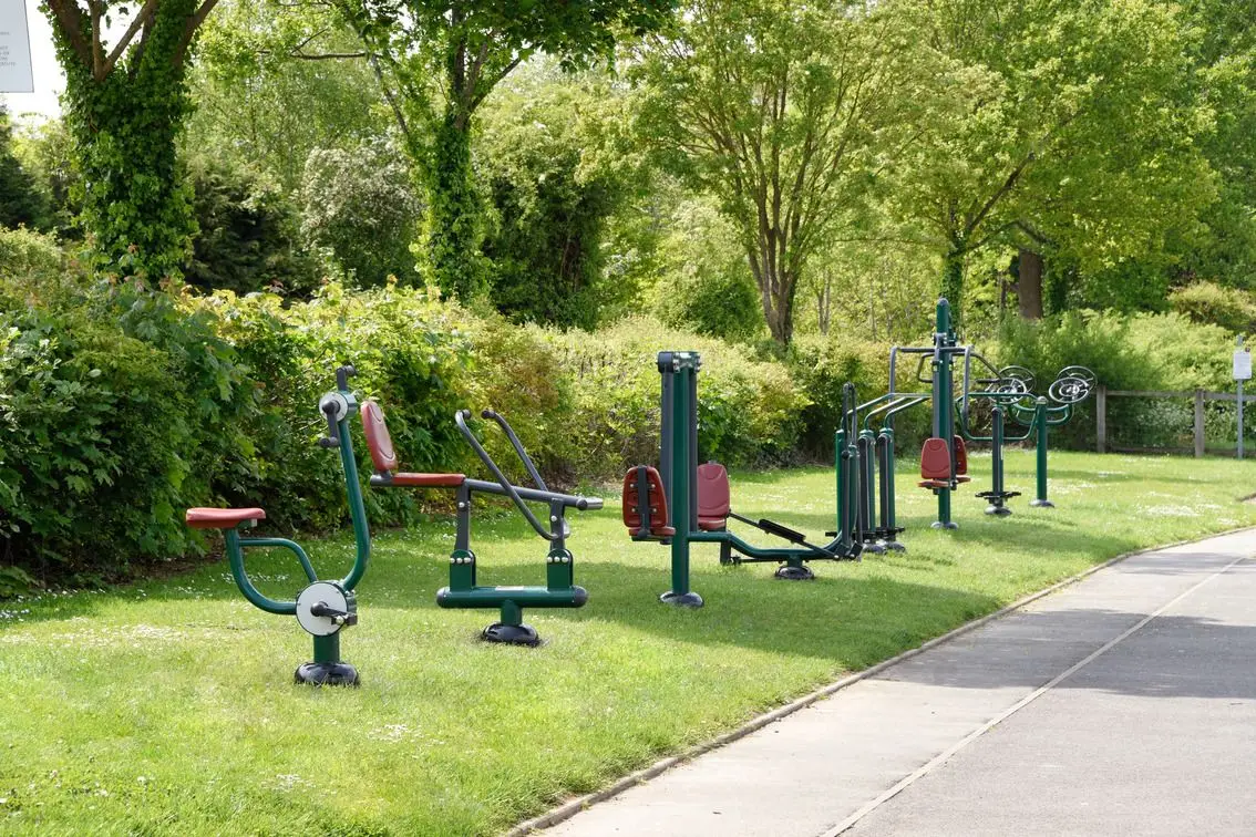 MCG  Training Community Square - Kids Outdoor Gym Equipment avis et prix